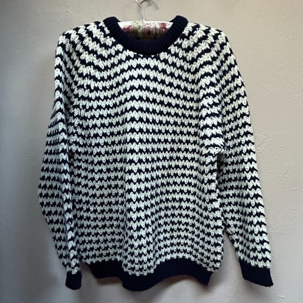 Vintage I. Magnin Women Crew Neck Stripe Knitted Pullover Sweater 100% Pure Wool